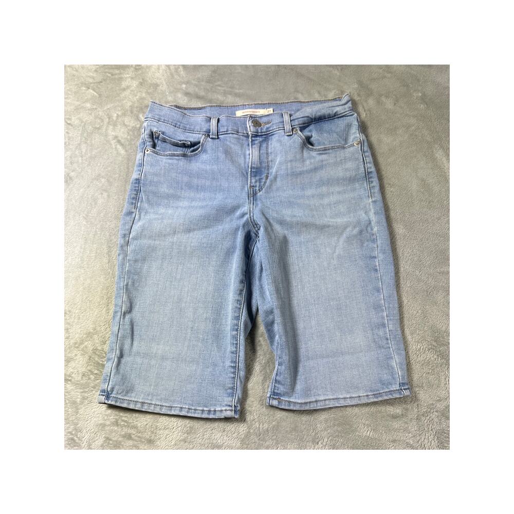 Levi’s Bermuda Shorts 27 Light Wash Denim Mid Rise Stretch Casual Minimalist - Picture 3 of 6